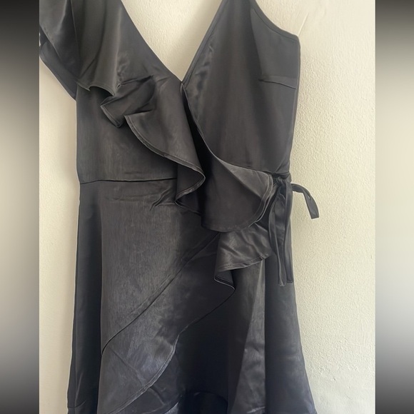 NWT Jack by BB Dakota Limelight Ruffle Dress - Picture 5 of 8